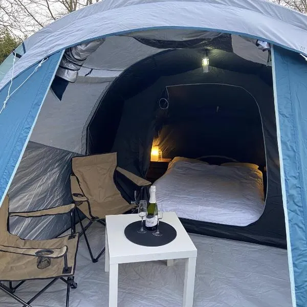 Pop-Up camping close to festival - Ganzendrieshoeve, hotel v destinaci Rumst