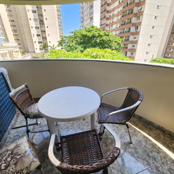 Pitangueiras 2 quartos ar condicionado 2 vagas 8 pessoas