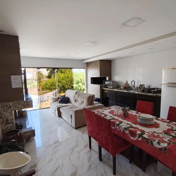 Vanessa pousada familiar, hotel en São Gabriel