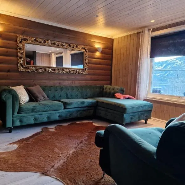 Luxurious holiday apartment with spectacular view, hotel in Flatland
