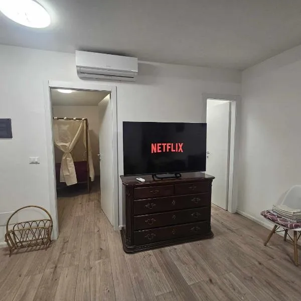 Gloria House, hotel in Genova