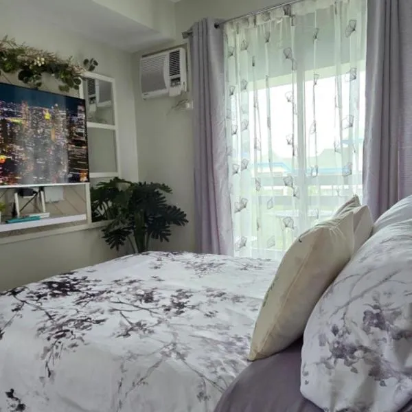 Casa Lucas a Serene Stay in Pine Suites Tagaytay, hotel in Tagaytay