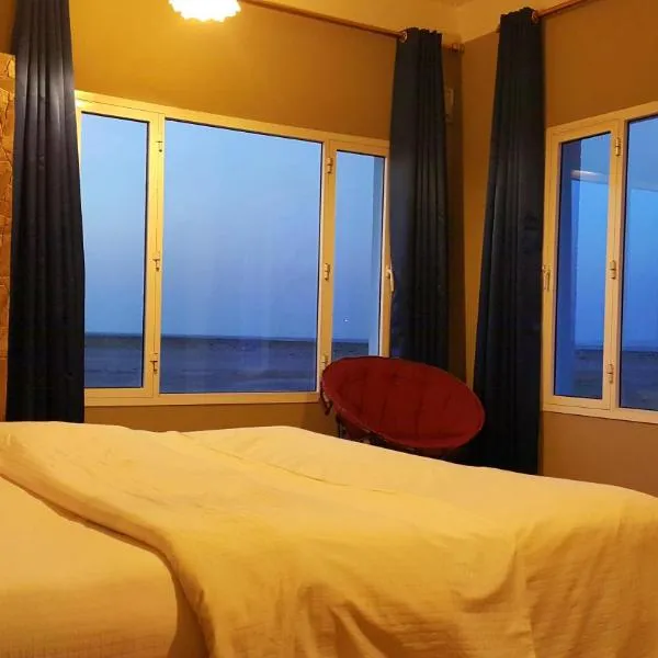 Masirah Beach camp, hotel v destinaci Al Qārin