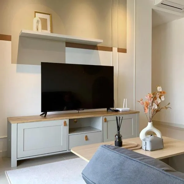 Sensory Southville Bangi Lux Condo, hotel in Kajang