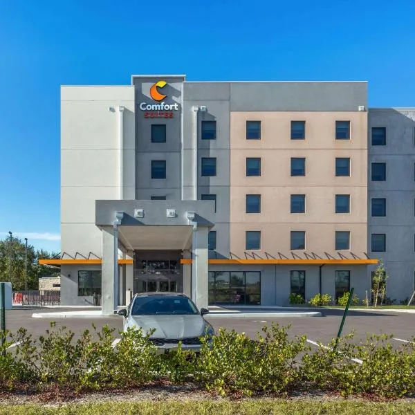 Comfort Suites Fort Myers East I-75, khách sạn ở Fort Myers