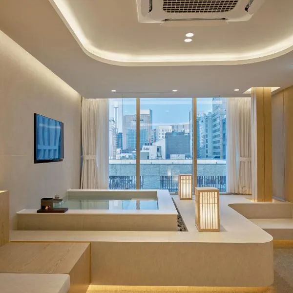 UH Suite The Coex, hotel in Seoul