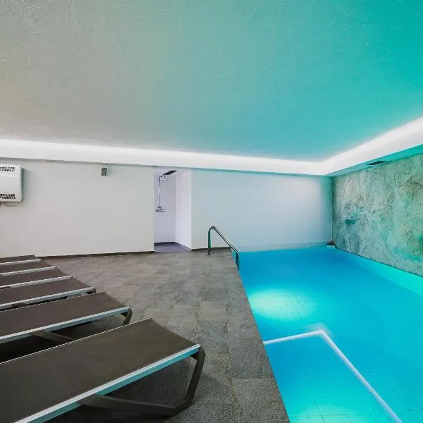 Apartments Maleric with Indoor Pool and Wellness, hotel v destinaci Dragatuš