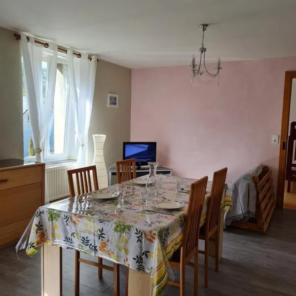 Joli appartement 4 personnes à la campagne, hotel v destinaci Villars-sous-Dampjoux