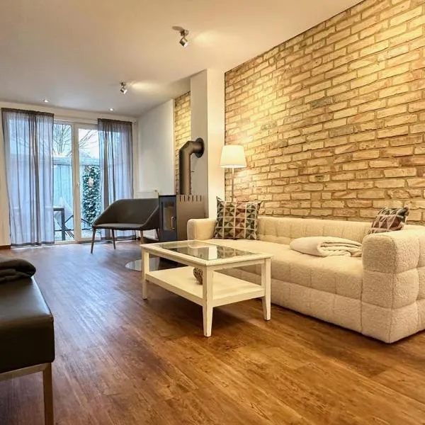 Skipperlodge - Versteck am Strom、ヴァーネミュンデのホテル