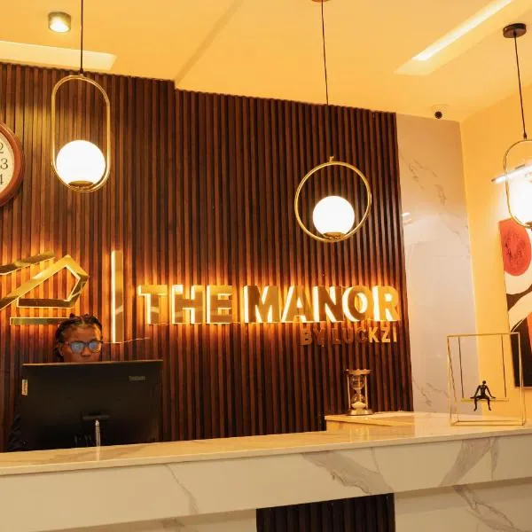 The Manor Hotel by Luckzi, מלון באוורי