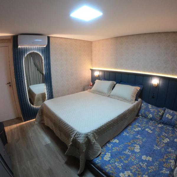 5 min Centro-Estacionamento-Apto 2 dorm-6 pessoas-Ar Cond-Wifi