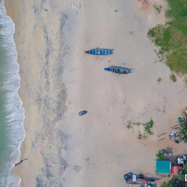 Alleppey Holiday Beach Resort, hotel v mestu Alleppey