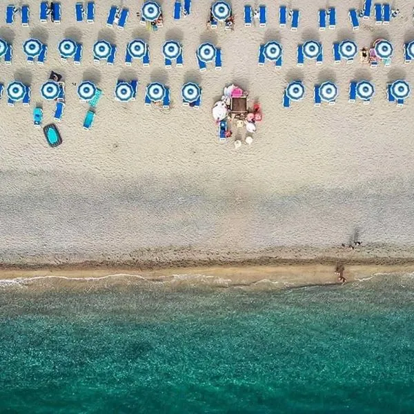 Club Esse Aquilia Beach Village, hotel v destinácii Badolato