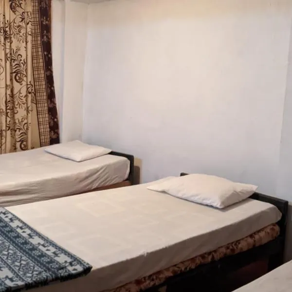 Nalinda's Homestay, hotel v destinaci Kotikambe