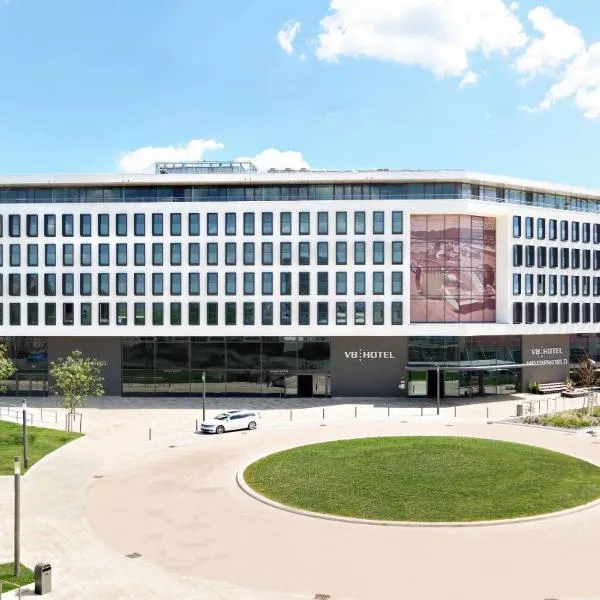 V8 HOTEL Motorworld Region Stuttgart, hotel v destinaci Böblingen