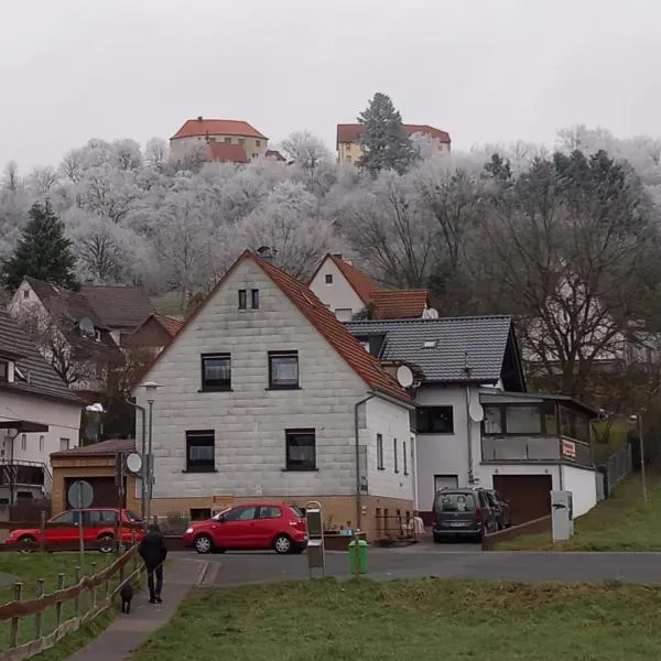 Ferienwohnung Unterm Schloss bei Inge, hotel u gradu 'Reichelsheim'