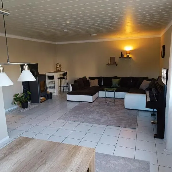 Gemütliches Apartment im Naturpark Rhein-Westerwald, ξενοδοχείο σε Raubach