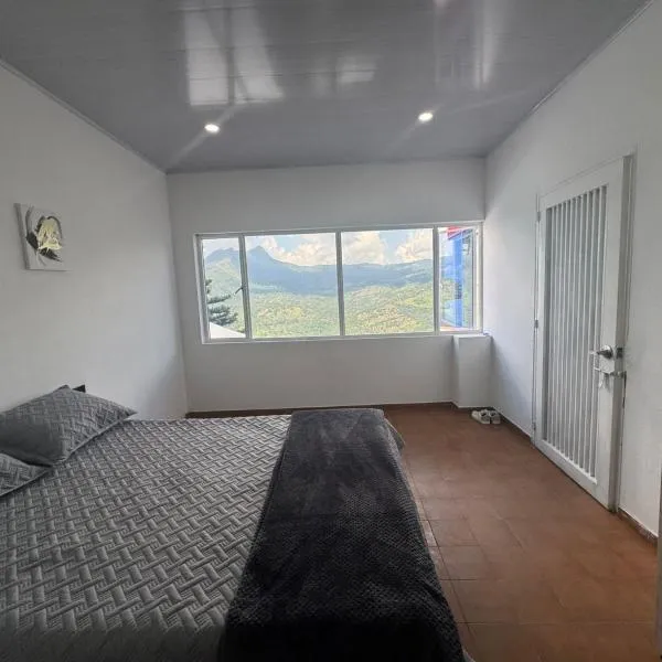 Cima Serena, hotel v destinaci Chinauta