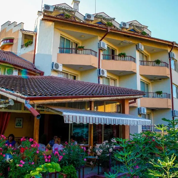Sirena Hotel, hotel di Kranevo