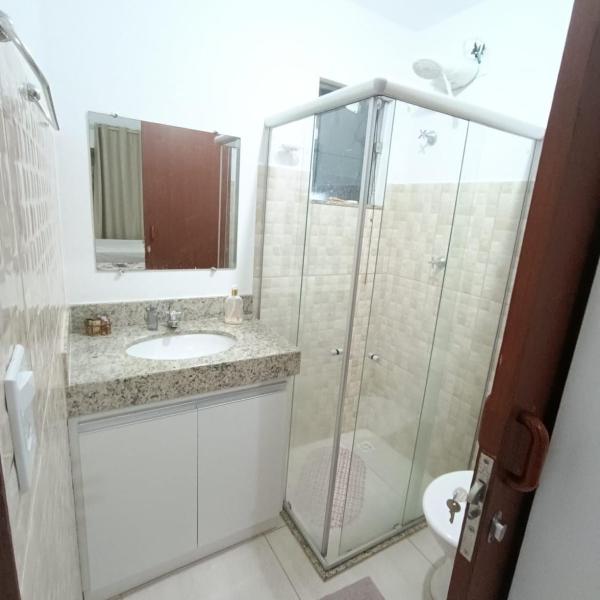 Duplex 250m praia taperapua 02 suites