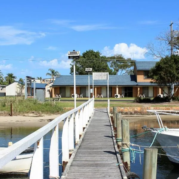 Lakeside Motel Waterfront, hotel di Lakes Entrance