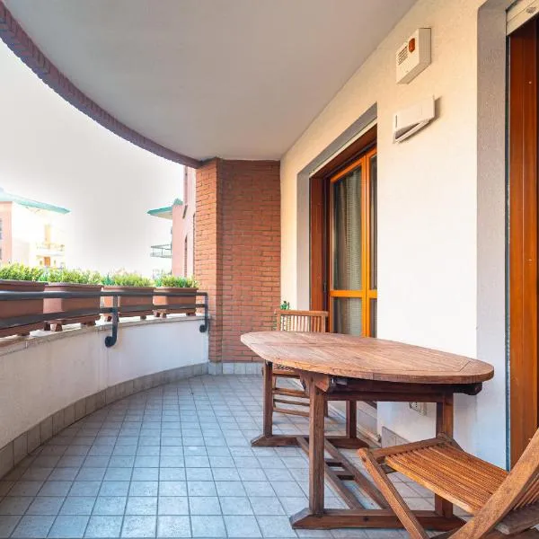 Martesana Terrace Flat with garage - Ospedale San Raffaele, hotel in Vimodrone