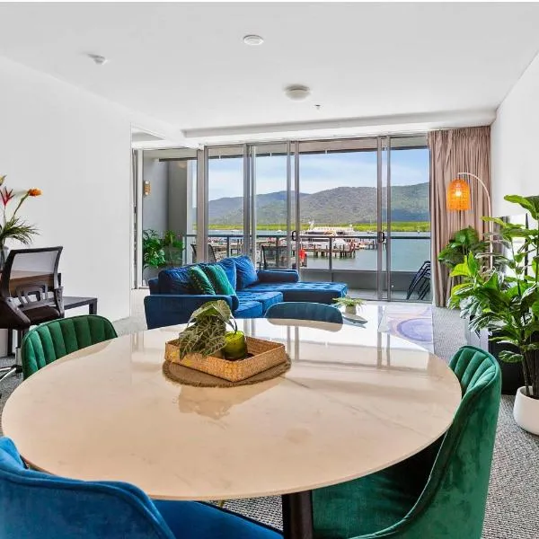 Reef - Waterfront City Pool Sauna & Gym, hotel v destinaci Cairns