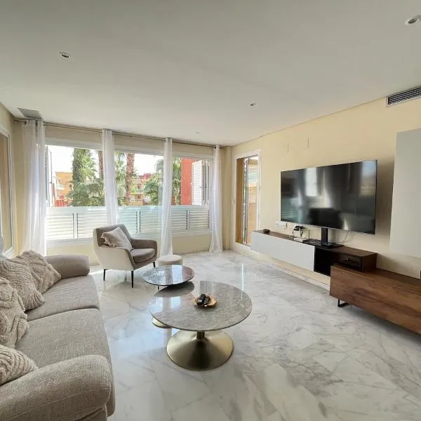 Appartement de luxe au golf de Hacienda del Alamo, hotel in Fuente Alamo