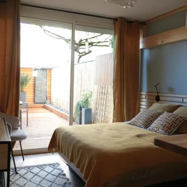 Studio avec terrasse privative – hotel w mieście Albi