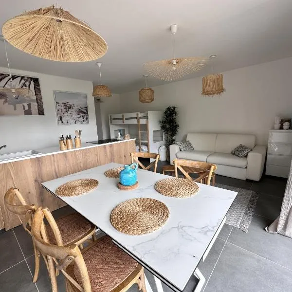 L'Opale - Le White, hotel in Les Attaques