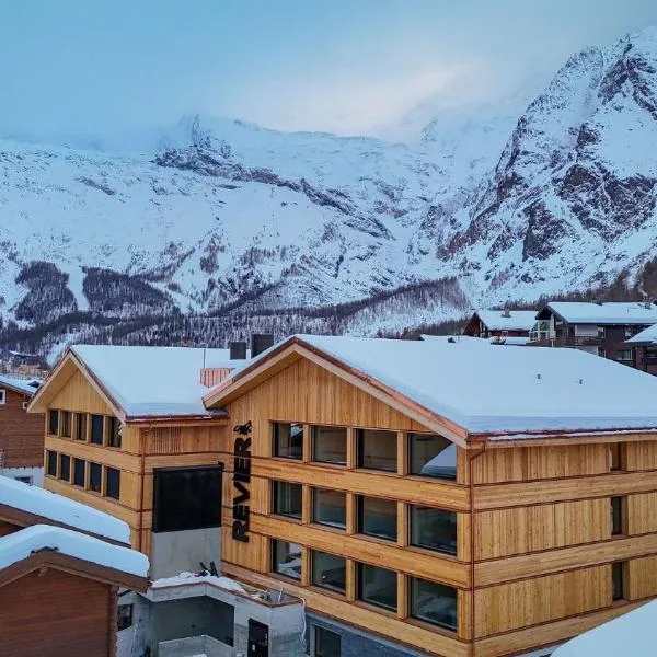 Revier Mountain Lodge Saas-Fee, hotel v destinaci Saas-Fee