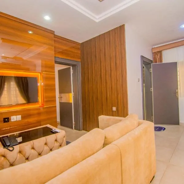 Purple Lavender Hotel Lekki, hotel v destinaci Lekki