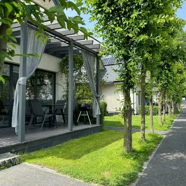 Domki KREDKA, hotel v destinácii Jastarnia