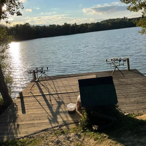 Lac de Latournerie, hotel in Cazals-des-Baylès