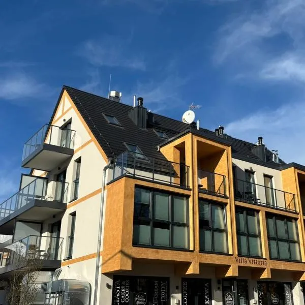 Villa Vittoria、ミエンジズドロイェのホテル