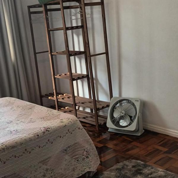 Quarto Centro Curitiba - Foto 4
