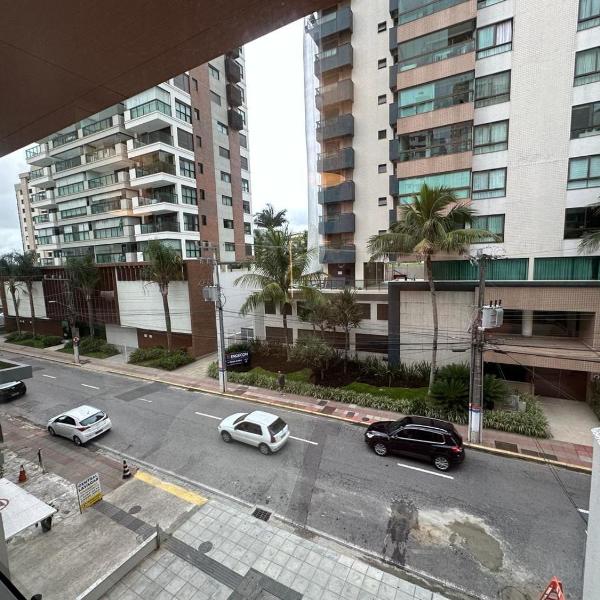 Studio completo a uma quadra da Beira Mar Norte