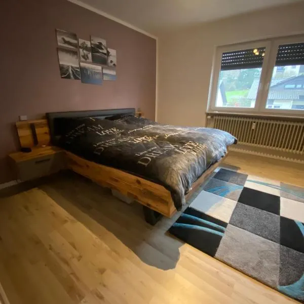 Ferienwohnung Eppelborn 80m², hotel v destinaci Eppelborn