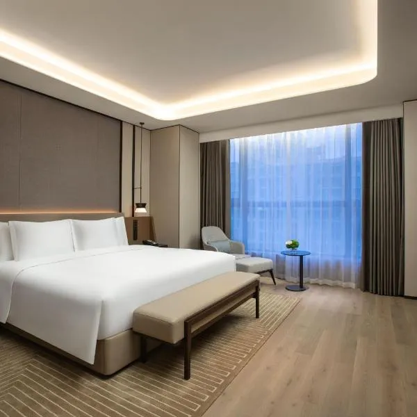 Crowne Plaza Zhengzhou High Tech Zone by IHG, ξενοδοχείο σε Τσεντσόου