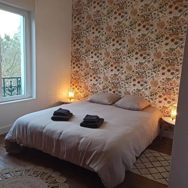 Viesnīca Gîte Le Français VERDUN 4 pers,climatisé,grand garage,jardin 3 étoiles pilsētā Belleville-sur-Meuse