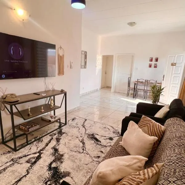 Studio Laluciole Louis, hotel in Libreville