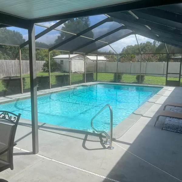 John Shirleys Retreat, hotel a Winter Haven