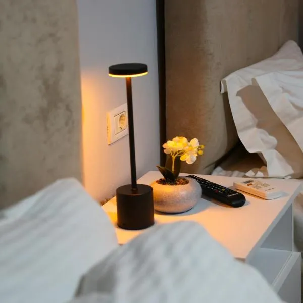 Guesthouse Doanesia, hotel in Tirana