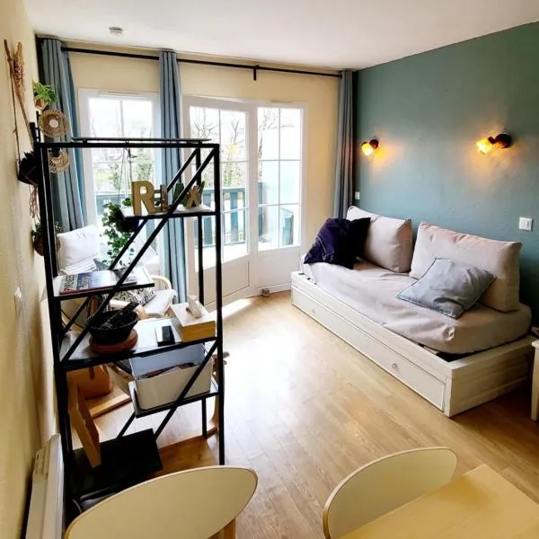 Charmant Duplex en bord de Dordogne - Argentat- Corrèze, hotel v destinaci Argentat