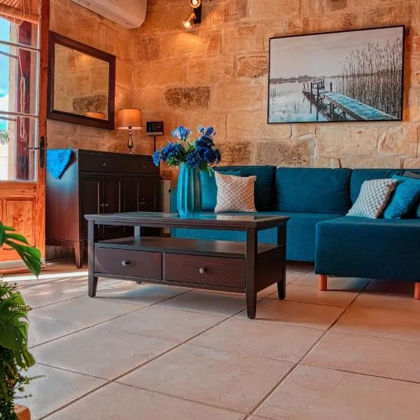 Farmhouse Cala, hotel di Qala