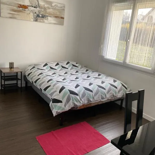 Superbe Chambre ParentaleDouche Privée et WC Privés, Wifi, Cuisine Intégrée, hotel v destinaci Vandoeuvre-lès-Nancy