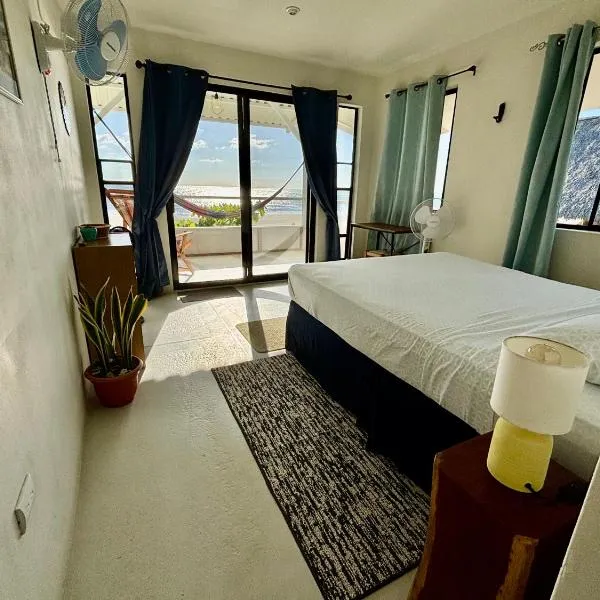 Stella Mar Oceanfront Hotel, hotel in Popoyo