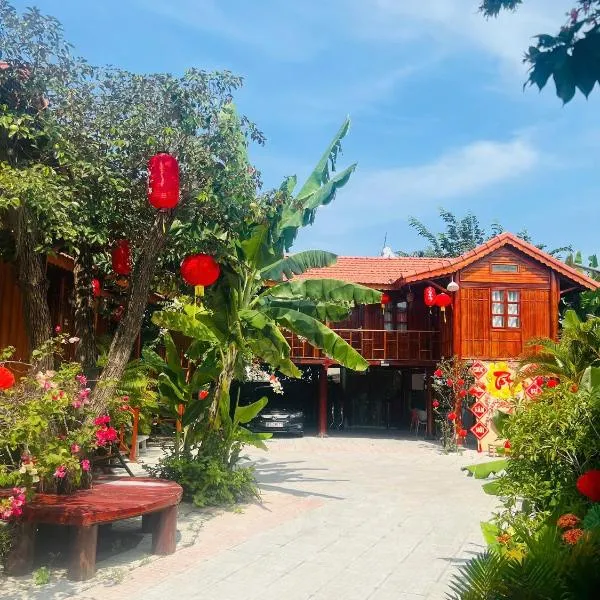 Wooden Homestay LAGI, hotel in Hàm Tân