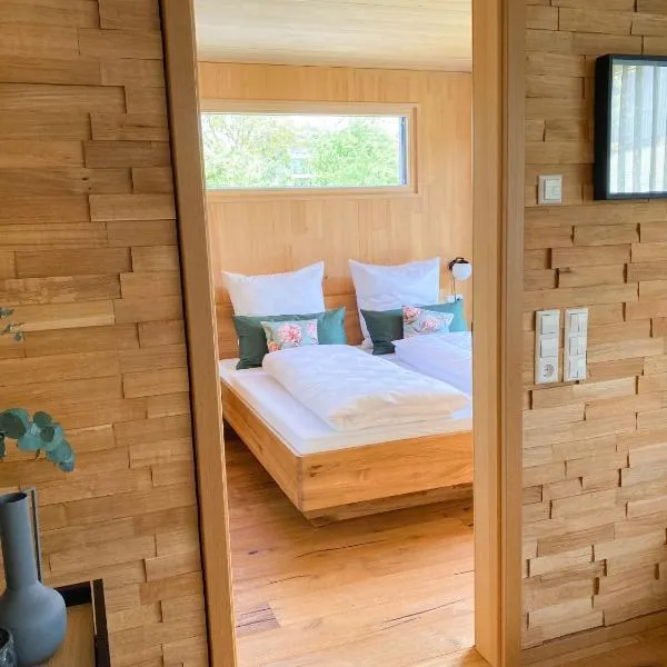 Beim Dorfbach - Die Hofchalets, hotel in Kressbronn am Bodensee