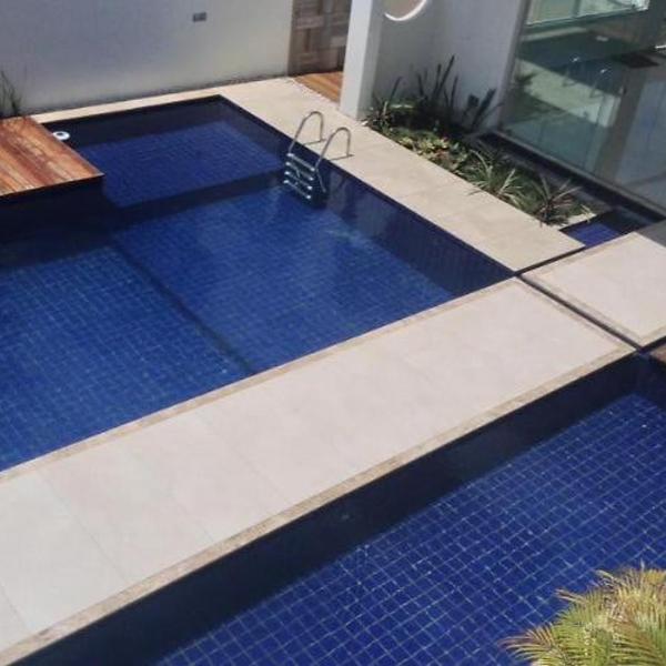 Belíssima Casa Condominio e Mar